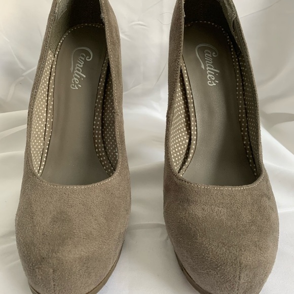 Candie’s Suede 5” Platform Heels - Picture 2 of 9